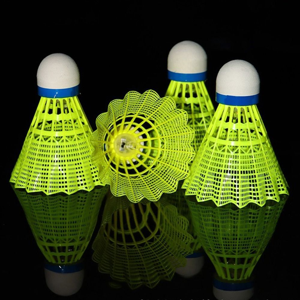 Light-up LED Badminton Glowing - Badminton Nylon Shuttlecock recension och pris