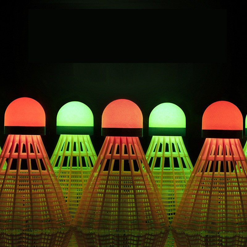 WELKIN 4pcs Dark Night LED Glo - Badminton Nylon Shuttlecock recension och pris